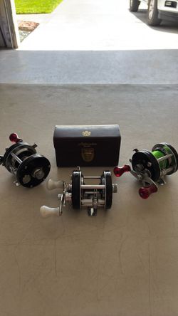 3 Ambassadeur reels and case
