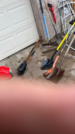 Assorted Lawn Tools