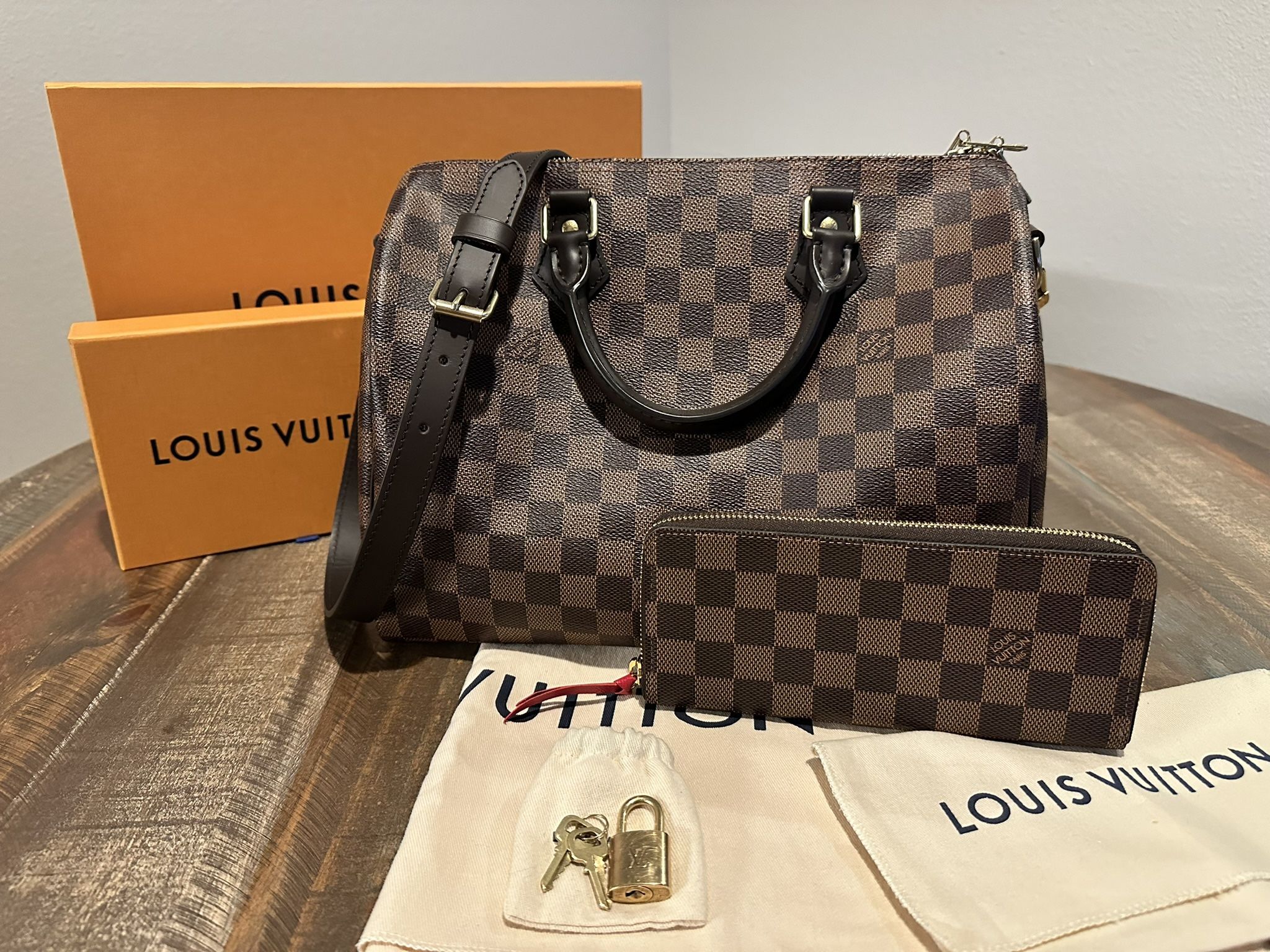 Louis Vuitton Speedy Bandoulière 30 & Clémence Wallet
