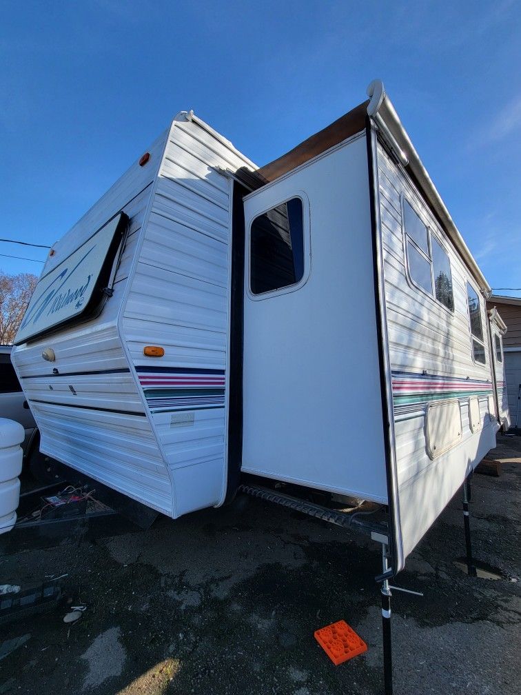 2001 Forest river Wildwood t25