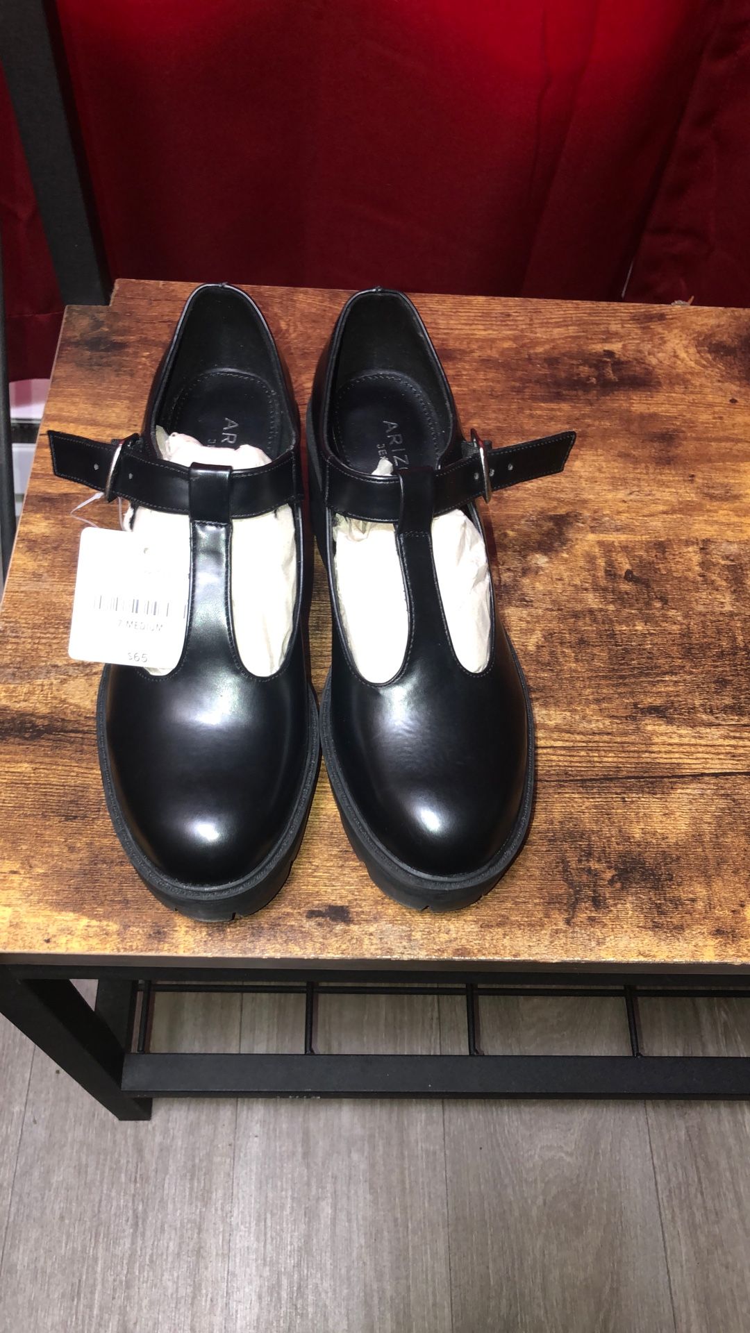 Black Shoes Size 7