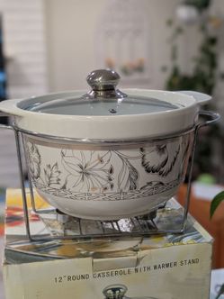 Brand new/ 12" round serving dish  with lid and 3 warmer/ moving sales