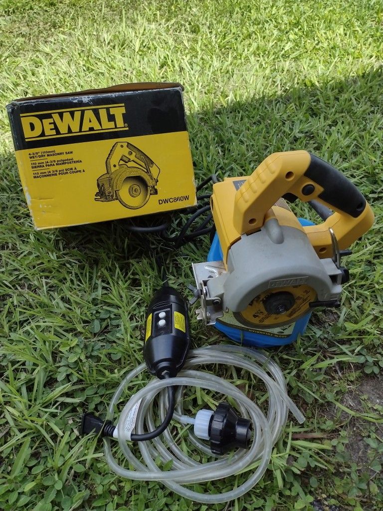 Dewalt  DWC860W, Wet/dry Tile Saw
