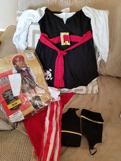 Pirate costume size 4-5
