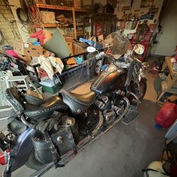 1998 Yamaha XVZ1300 Royal Star (Dark Purple)