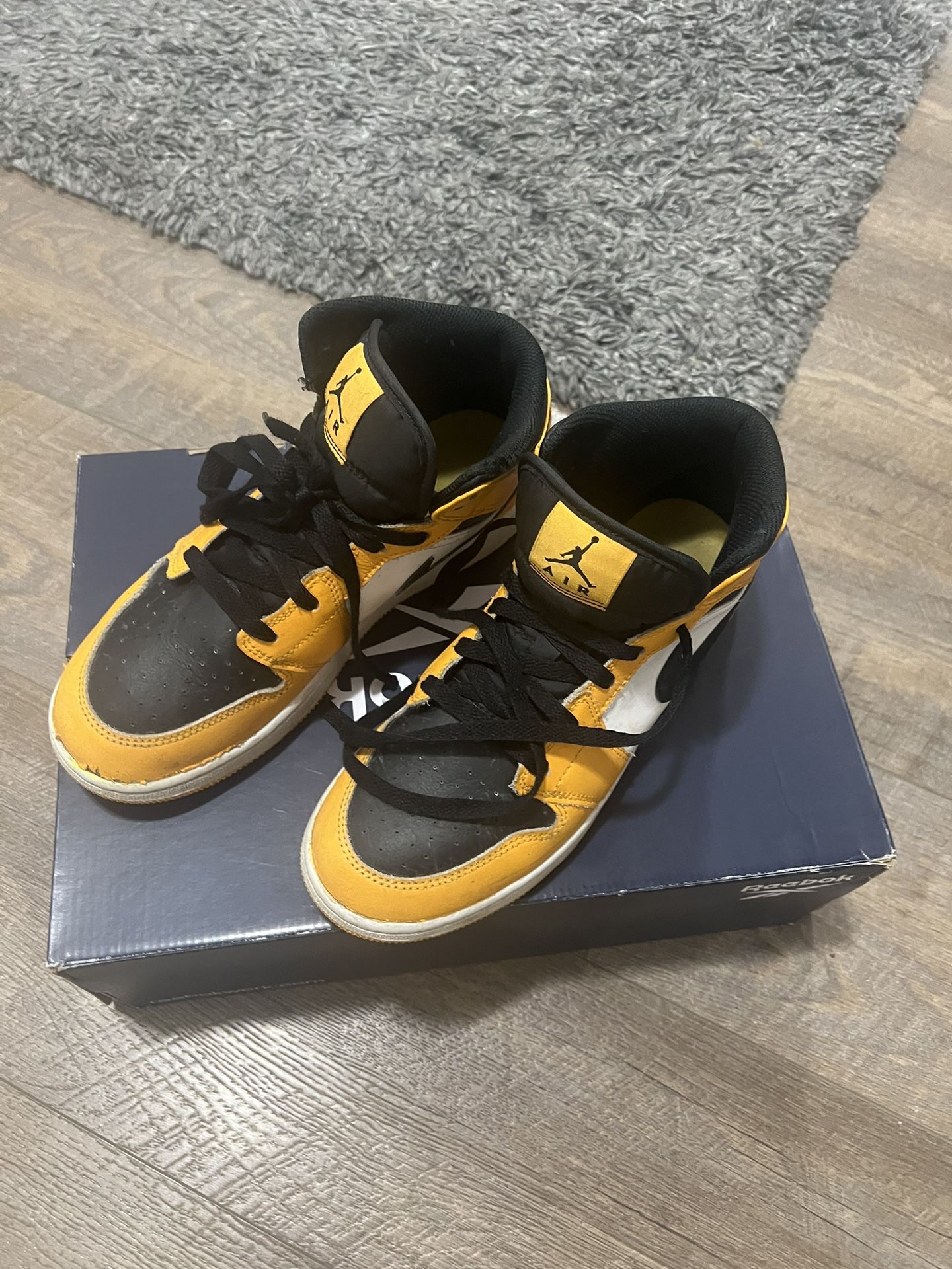 Shoes