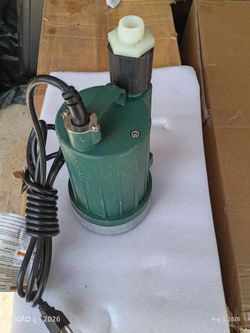 Zoeller 1/3-Hp 115 -Volt 35-Gallon Thermoplastic Submersible Utility Pump  JOLIET IL
