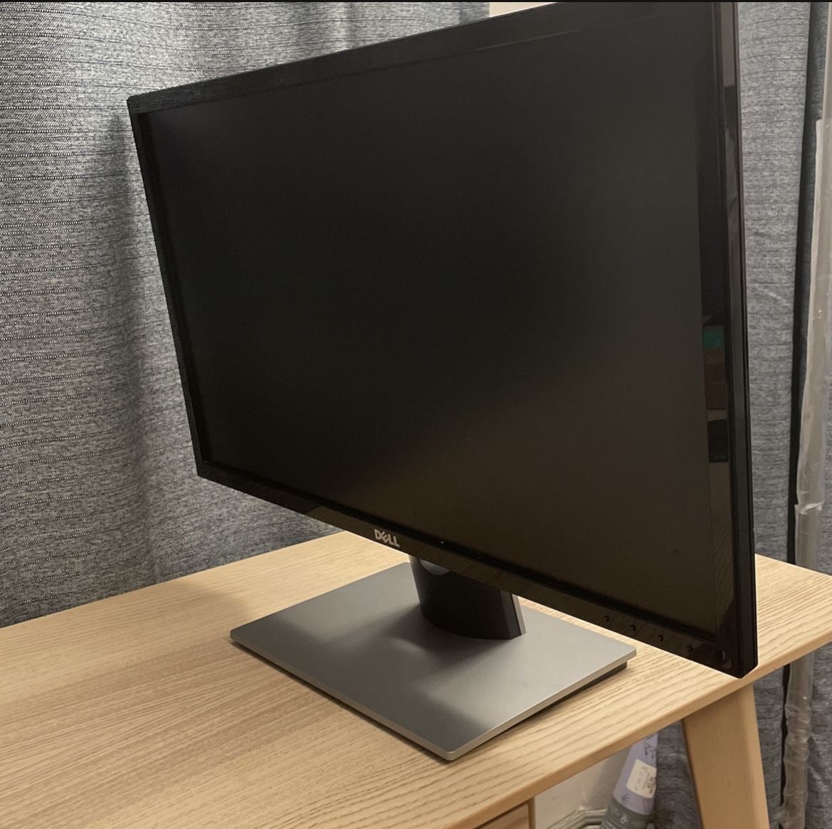 24 Inch DELL HD monitor
