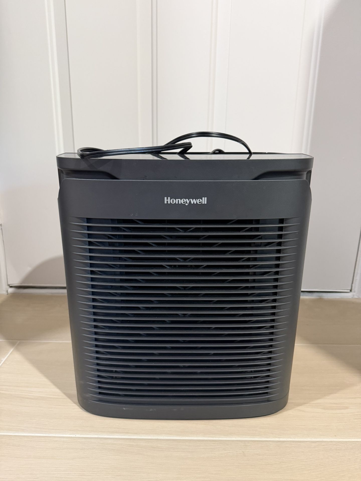 Honeywell True HEPA Air Purifier – Compact & Powerful