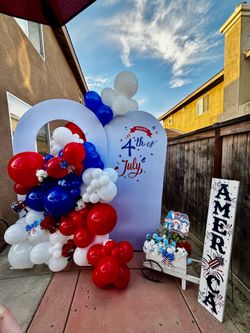 Balloon arch