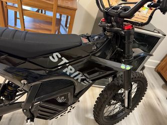 Strike Throne 60v E Dirt Bike