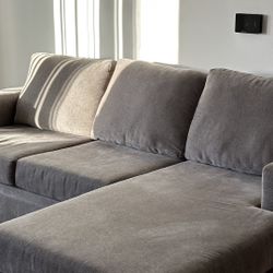 Sectional couch