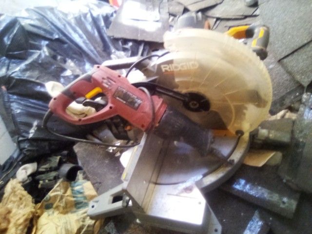 Saw