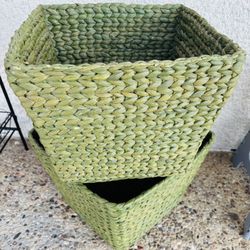 2 Green Baskets