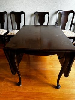 Dark Wood Queen Anne Dining Table with Chairs