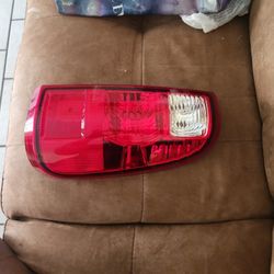 2014 F-350 Right Taillight 