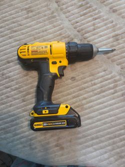 DEWALT DCD771 Drill + Battery