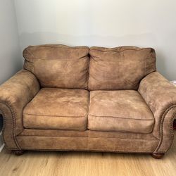 Rooms to Go Couch