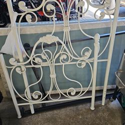 Twin Bed  great shape