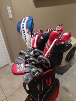 Callaway complete golf club set.