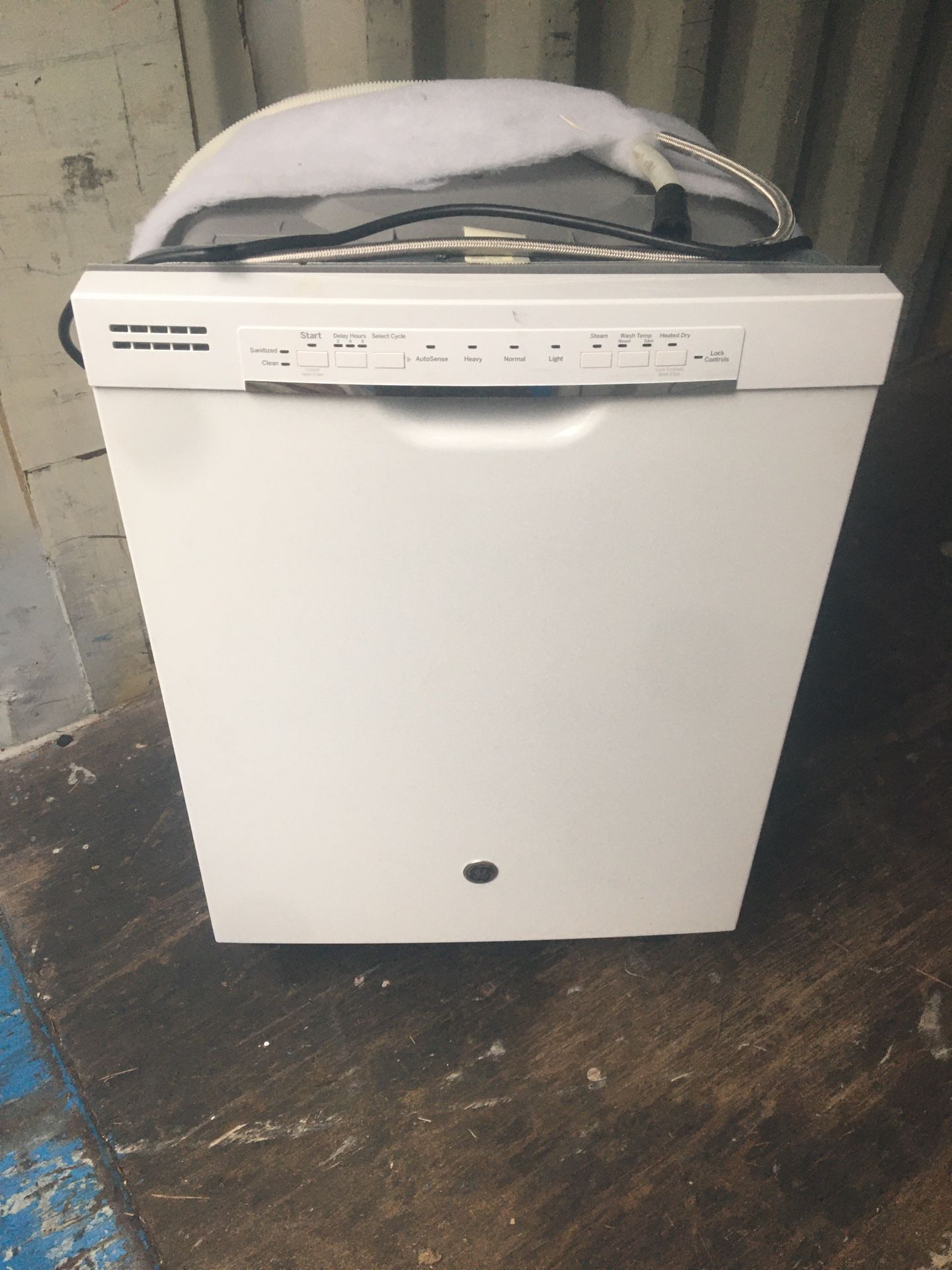 GE WHITE DISH WASHER DISHWASHER WORKS PERFECT LIKE NEW!!!