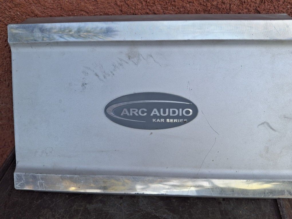 AMPLIFICADOR AMPLIFIER ARC AUDIO 2 CHANELS GOOD CONDICIÓN ABLO ESPAÑOL 