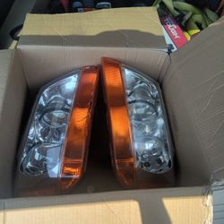 2000 Jeep Grand Cherokee Headlights 