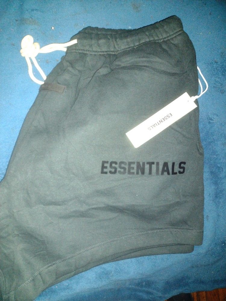 Essential Shorts