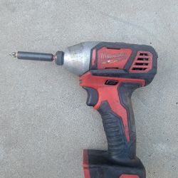 Milwaukee M18 Impact 