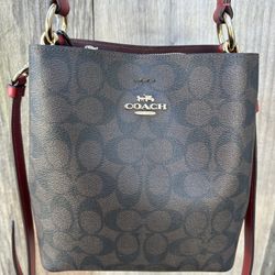Coach Bucket Bag