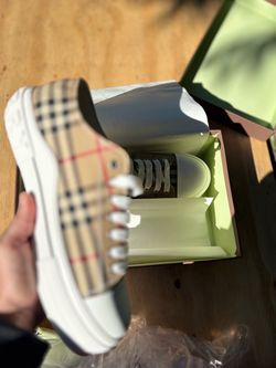 Burberry men’s sneakers