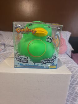 Jumbo Squishy Duckeez