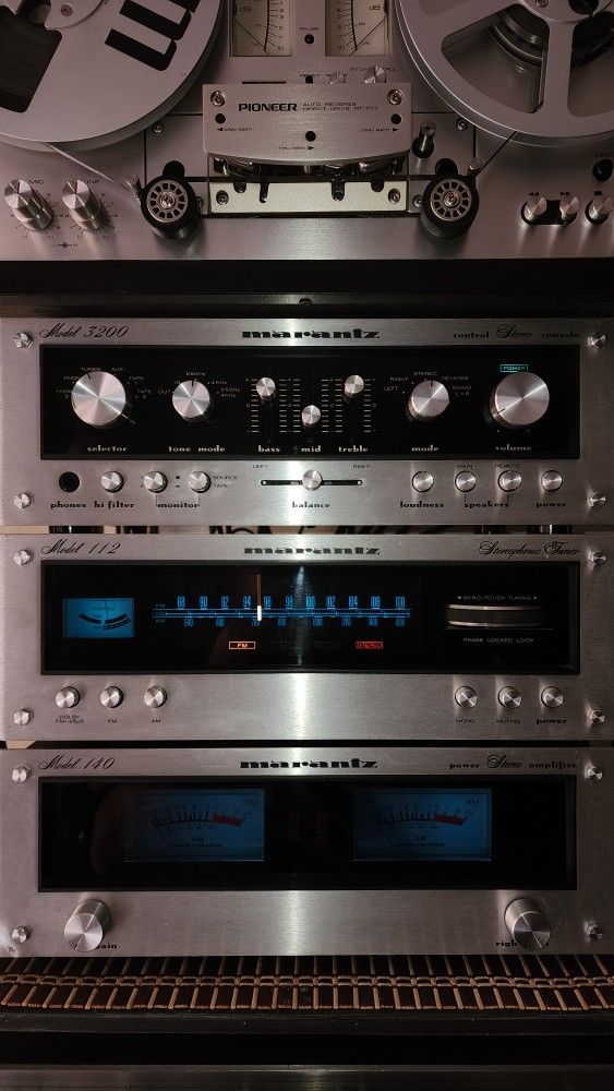 Marantz Hifi System.