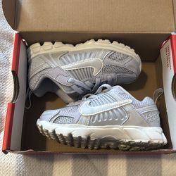 Girls romeros size 8c