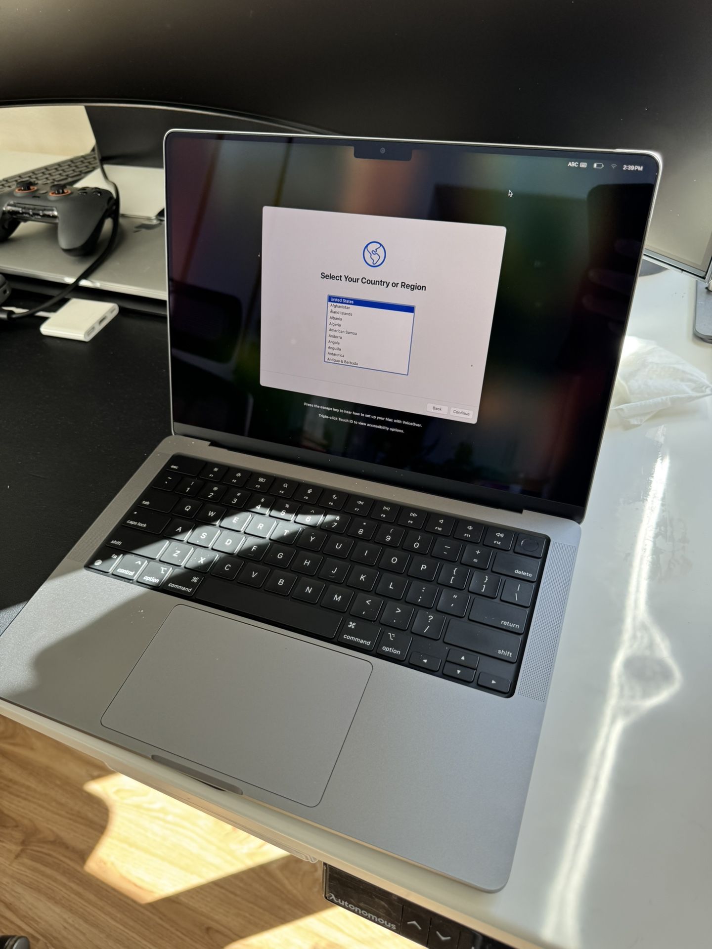 MacBook Pro M2 1TB