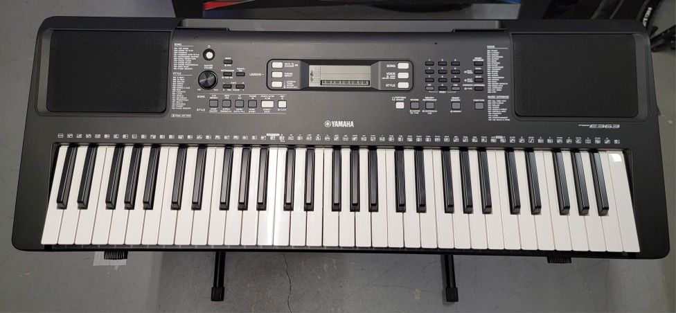 Yamaha PSR E363 61 Key Portable Keyboard 