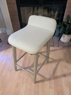 Pottery Barn Zoe Upholstered Stool