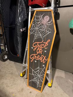 Halloween sign