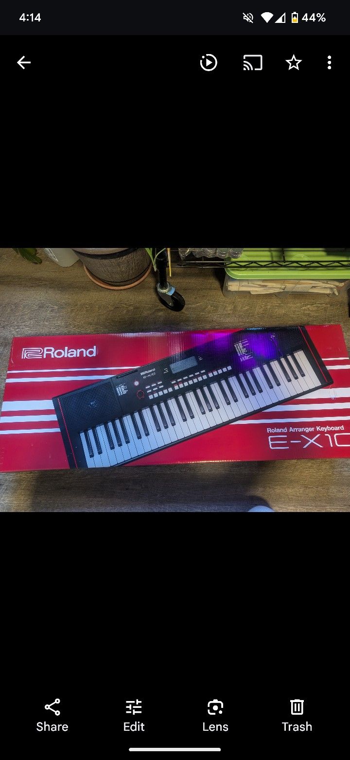 Roland E-X10 Keyboard