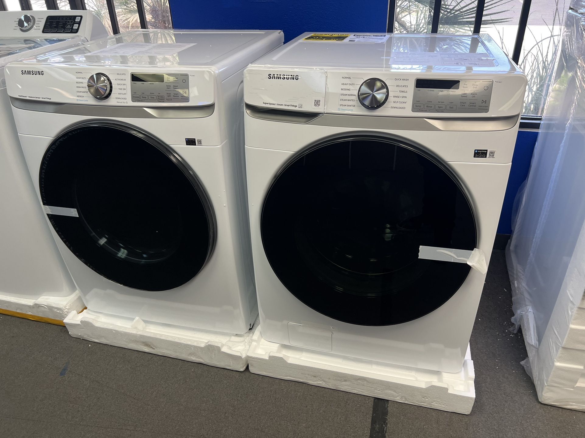 Samsung White Washer And Dryer Set