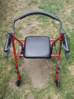Drive Medical Durable 4-Wheel Rollator with 7.5" Casters, Red