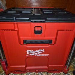 Milwaukee Packout Rolling Drawer Tool Box