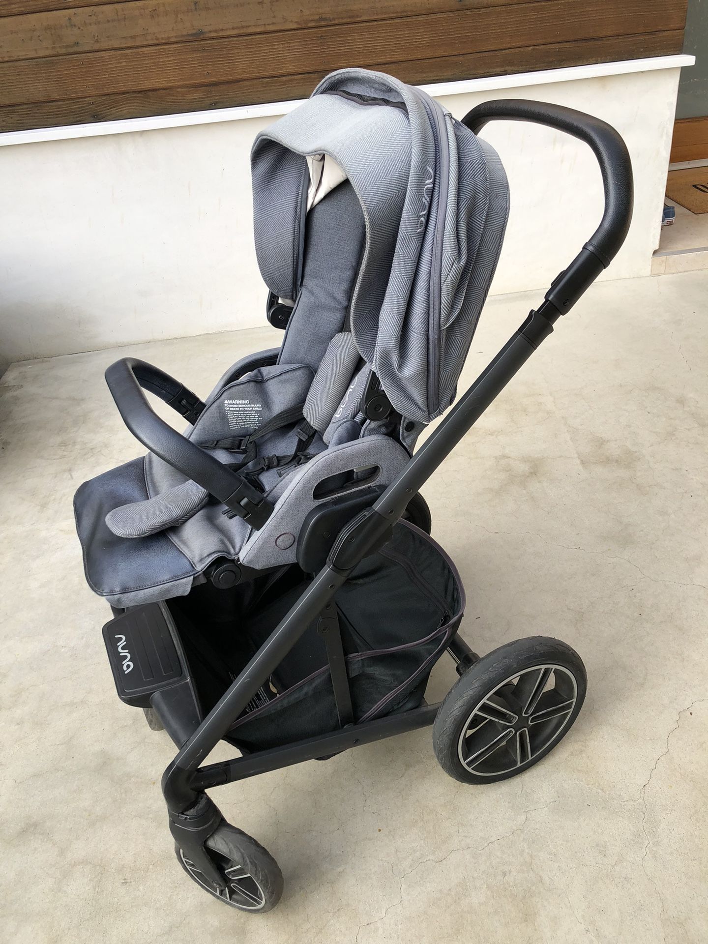 Nuna Mixx Nordstrom Exclusive Herringbone Bleu Stroller for Sale in Los Angeles CA OfferUp