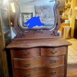 Antique Victorian Dresser