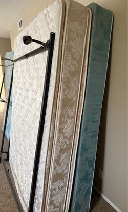 Queen mattress，box springs & frame 3PC/set
