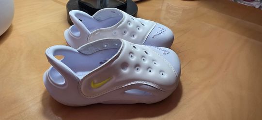 Toddler Shoes - Size 7