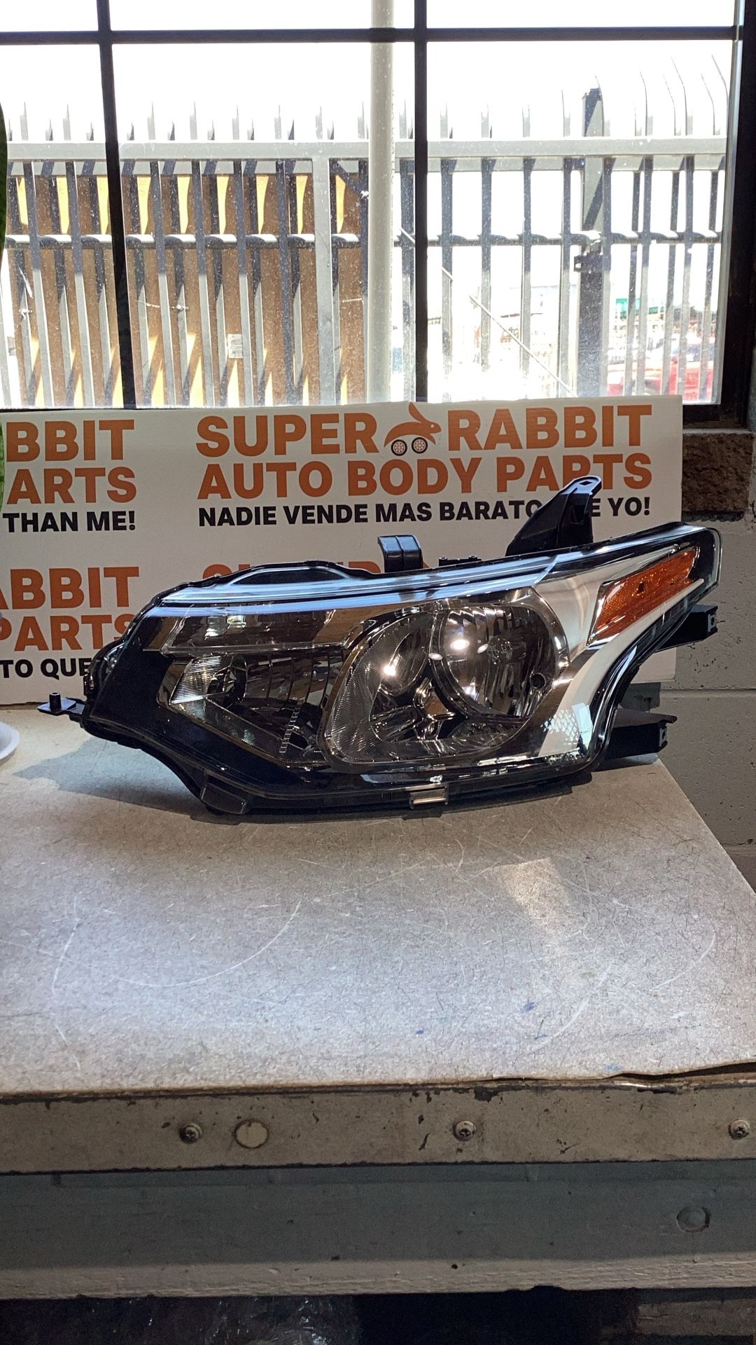 2014 Outlander GT Driver Headlight Halogen 2015
