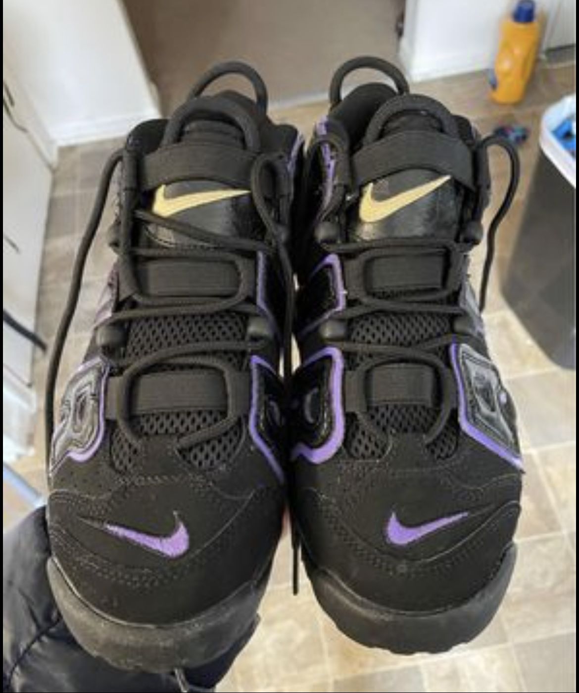 Nike Uptempo Size 4y