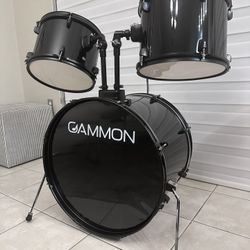 New 5 Piece Drum Set