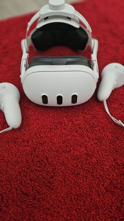 Meta Quest 3 VR Headset with Controllers
